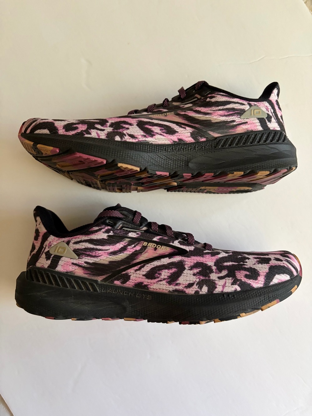 Brooks Launch GTS 10 Sneakers Women’s Size 7 Pink Black Tiger Stripe 1203991B010 - Picture 2 of 9